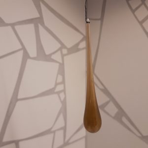 Glasdroppe, mörkbrun ca 13cm lång